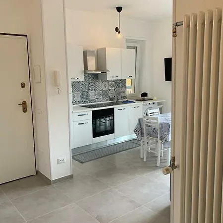 Apartament Ristrutturato A Nuovo 50 Mt Dal Mare